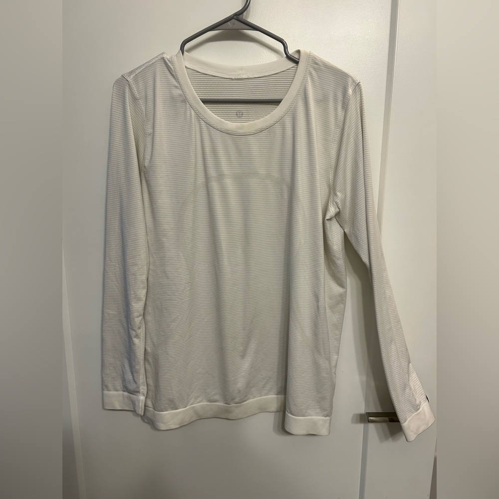 Lululemon Long Sleeve Swiftly Tech 2.0
